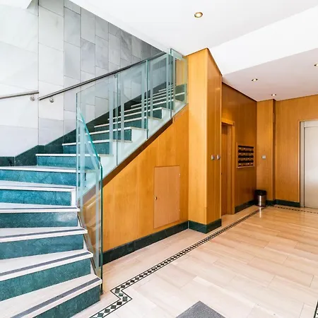 Wekey Homes Granada, Atico Panoramico Puerta Real Apartment *