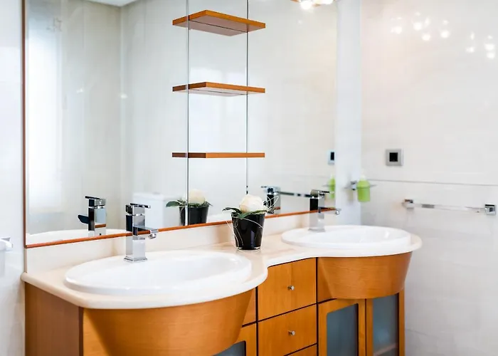 Apartment Wekey Homes Granada, Atico Panoramico Puerta Real *