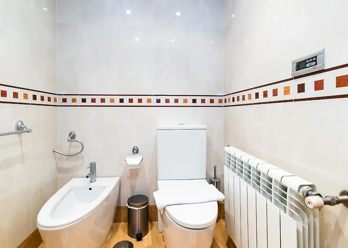 Wekey Homes Granada, Atico Panoramico Puerta Real Apartment *